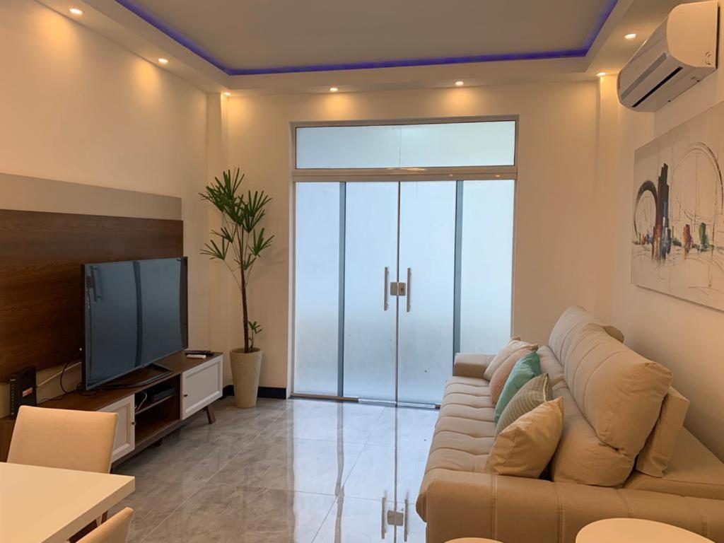 Franco Apts 3 Bdrooms Appartement
